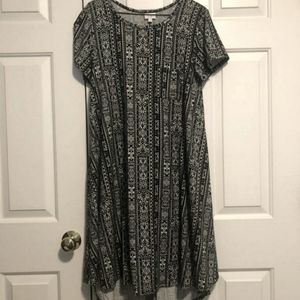 LuLaRoe "Carly" dress size: Medium Black and White pattern